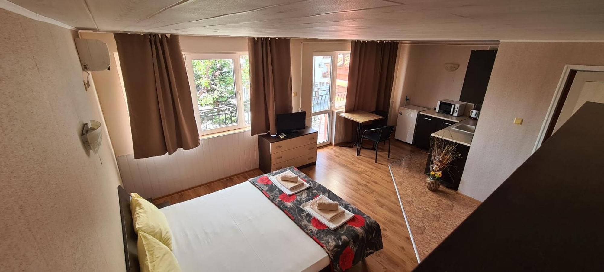 Sineva Guest House Ravda Buitenkant foto