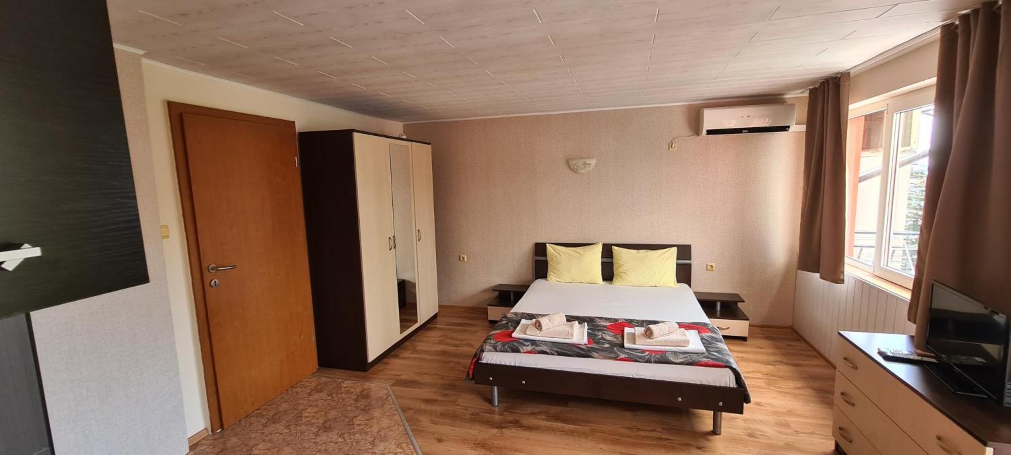 Sineva Guest House Ravda Buitenkant foto