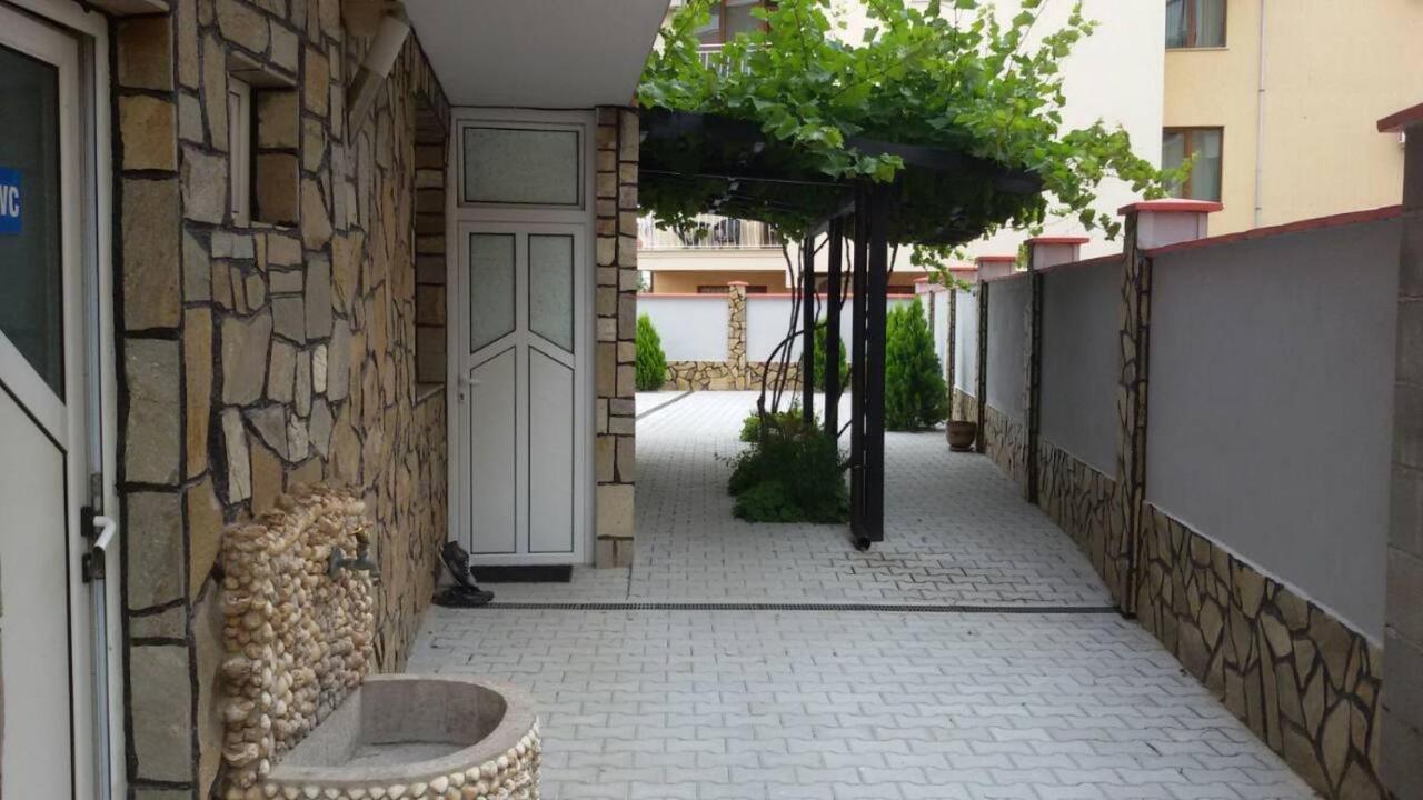 Sineva Guest House Ravda Buitenkant foto