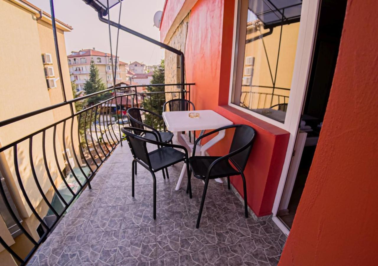 Sineva Guest House Ravda Buitenkant foto